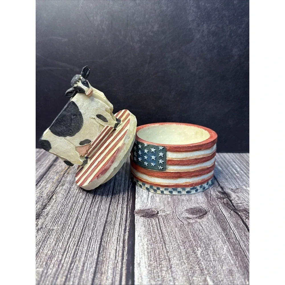 Vintage American Cow Trinket Round Dish. See Pics